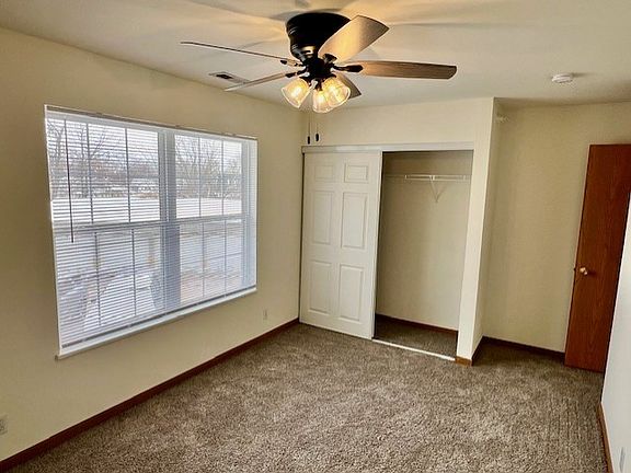 4th image of 1327 W Covington Ct #14