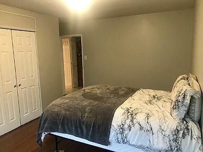 5th image of 912 Armstrong Ave APT 1