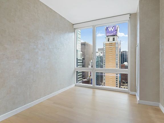 5th image of 247 W 46th St APT 4003