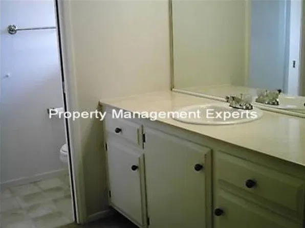 6614 Embarcadero Dr APT 13, Stockton, CA 95219