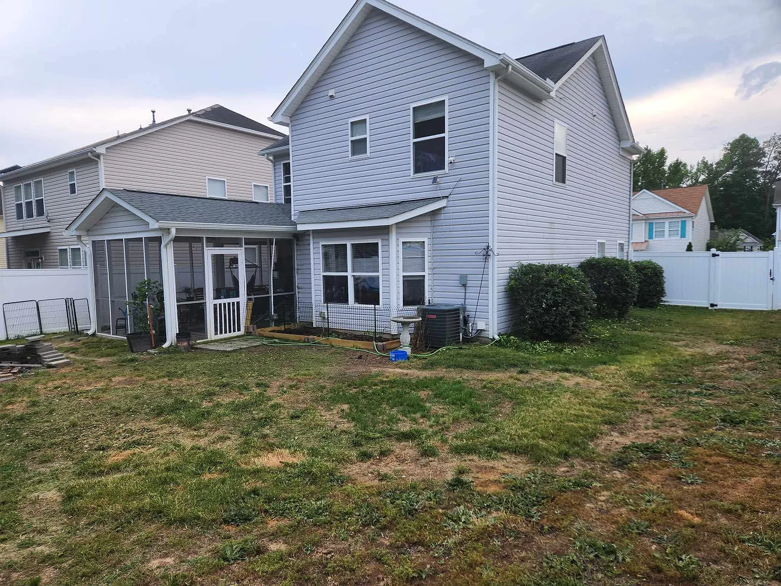 3 bed, 1724 sqft, $1,950 — Photo 4