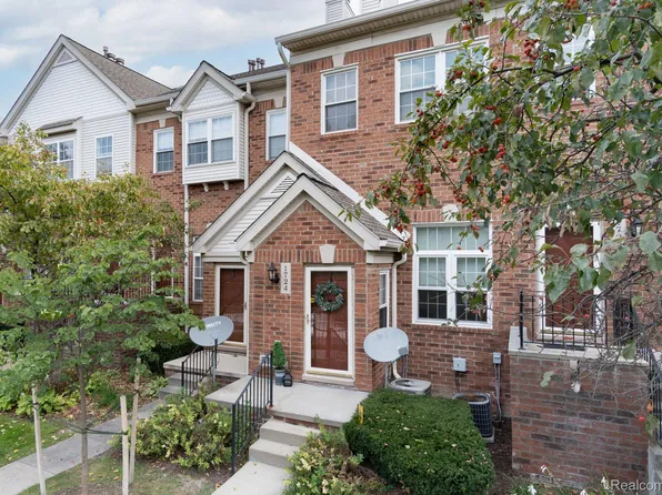 1724 Campau Farms Cir #6716, Detroit, MI 48207