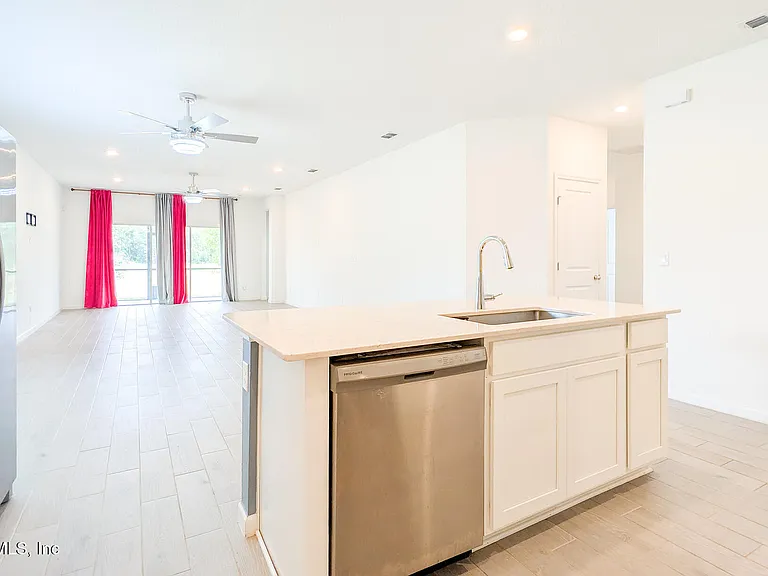 15524 Creek Edge Ct — Photo 10