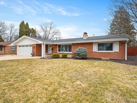 2nd image of 123 N Rosedale Ave