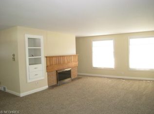 1831 Red Coach Rd NW, North Canton, OH 44720