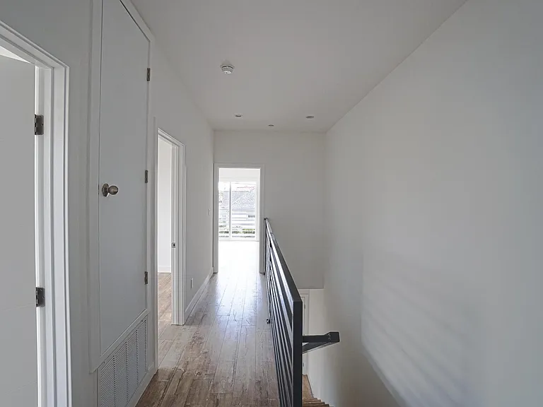 2nd floor hall