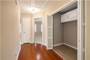 146 Chapel Lk S — Photo 13