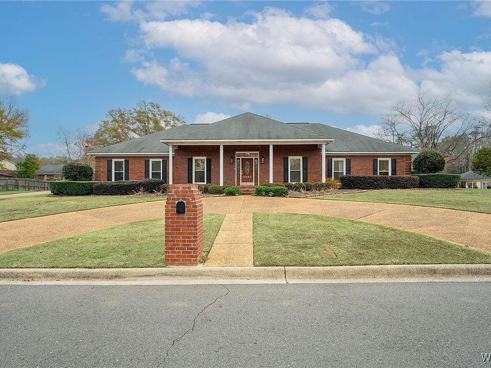1st image of 1401 Teal Cir