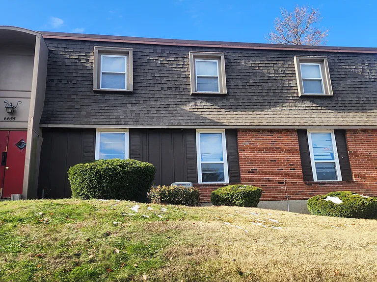 6655 Blossomwood Dr — Photo 1