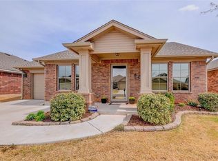 2915 Trailwood Dr, Norman, OK 73069