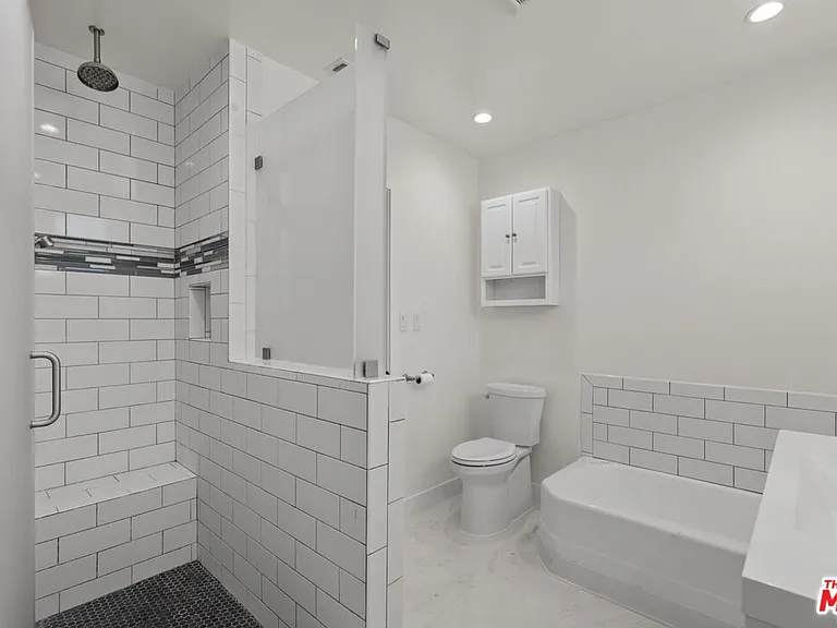 10780 Deliban St — Photo 12