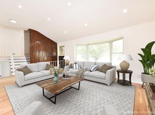 3287 Milburn Ave, Baldwin, NY 11510