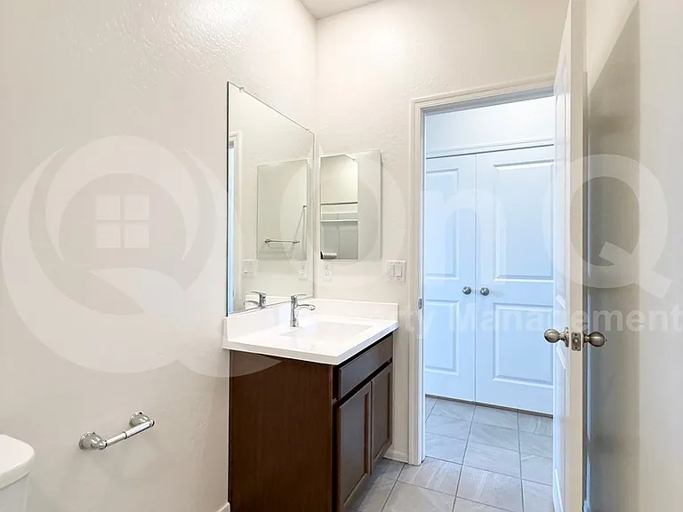 1477 E Chandler Ct — Photo 14