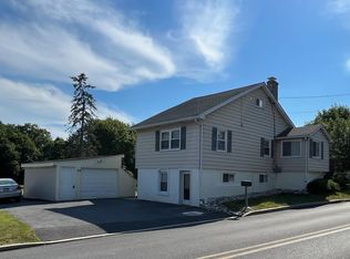 718 Alpha Rd, Wind Gap, PA 18091