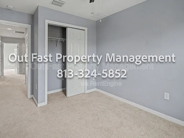 6919 Holly Heath Dr — Photo 33