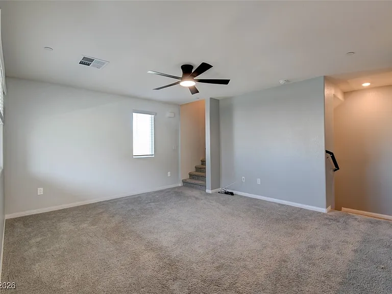 7030 Spicy Merlot St — Photo 8