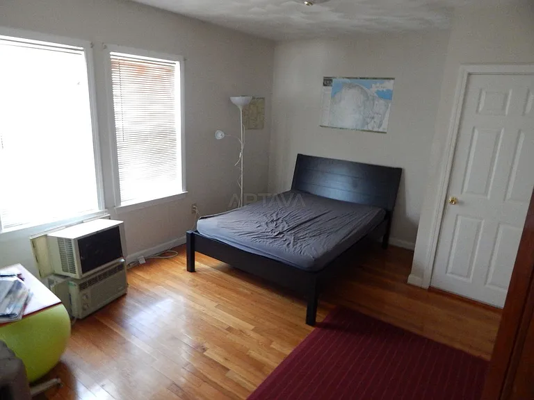 65 Boston Ave — Photo 6