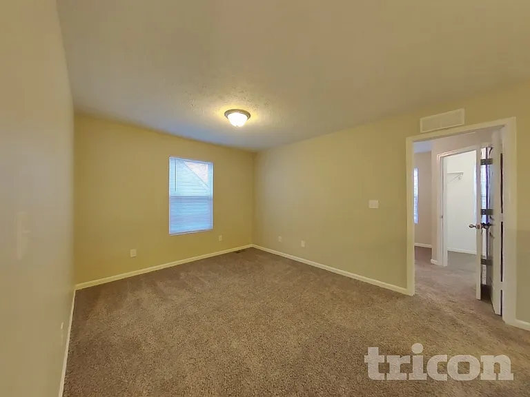 2027 Shadow Creek Blvd — Photo 17