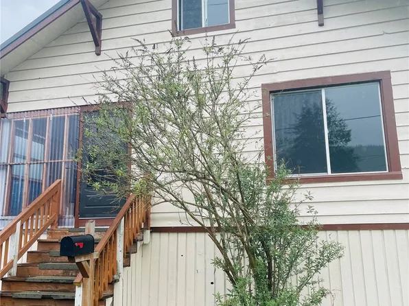1137 Willapa Street, Raymond, WA 98577