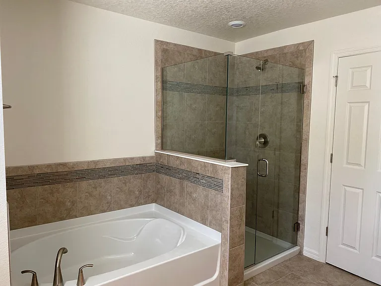8132 Artisan Cir — Photo 36