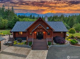 8580 Stavis Bay Rd NW, Seabeck, WA 98380