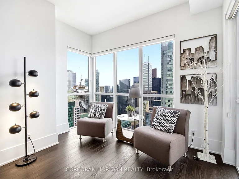 300 Front St W #4403 — Photo 10