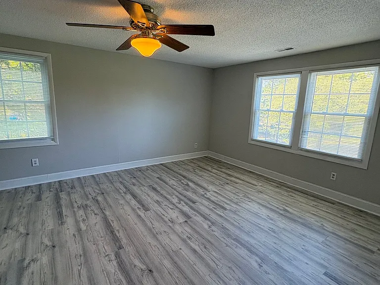 204 Grey Rd — Photo 10