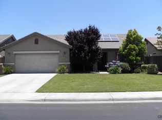 9316 Cobble Mountain Rd, Bakersfield, CA 93313