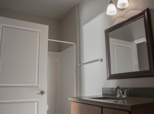 2353 Sunny Ln APT C, Suamico, WI 54313