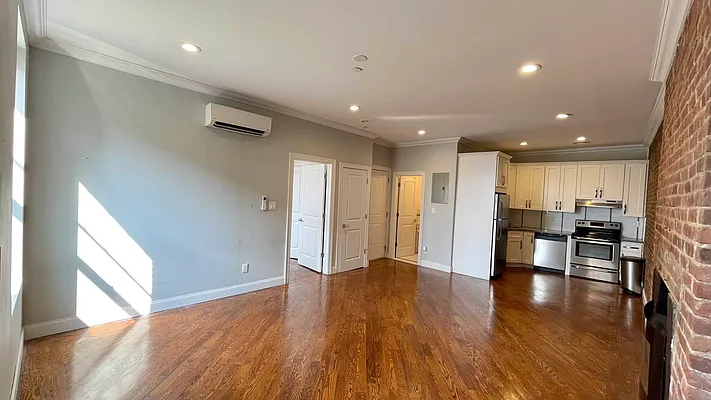 Rented by Strivers Management Group Corp (Brokerage) | media 3