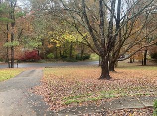 6027 Walden Pond Rd, Gainesville, GA 30506