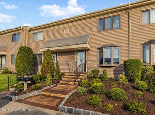 51 Cypress Loop, Staten Island, NY 10309