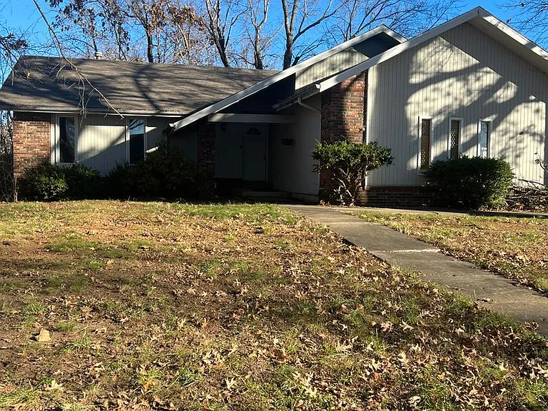5518 S Roanoke Ave — Photo 1