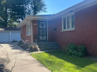 867 S 38th Street Ct, Lincoln, NE 68510