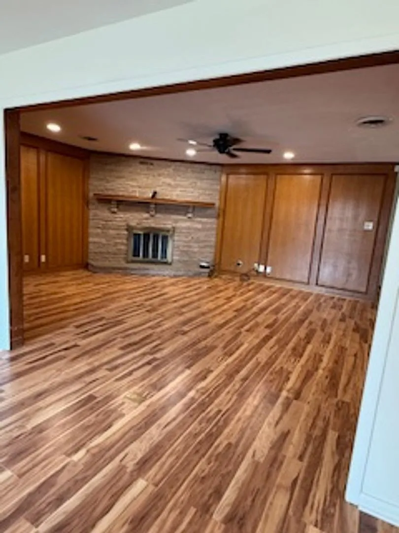 Now available for rent — Photo 4