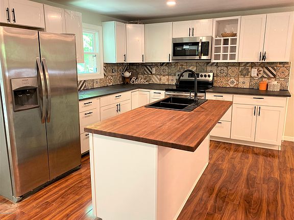 4th image of 1532 Belgravia Dr