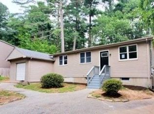 66 Salisbury Rd, Glocester, RI 02814