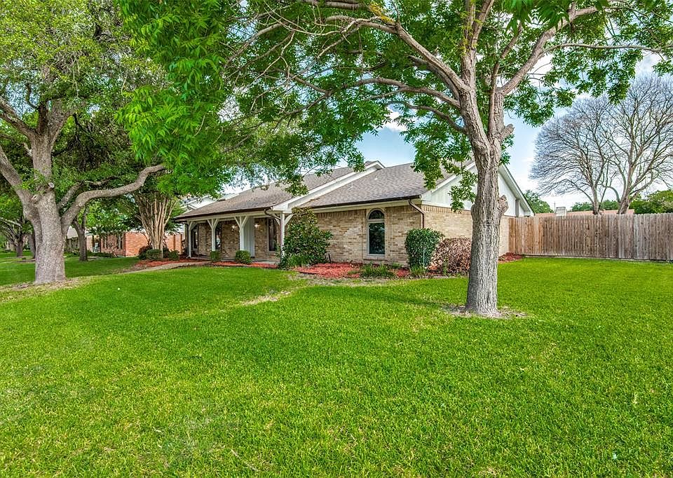 1st image of 1629 Woodcrest Ln