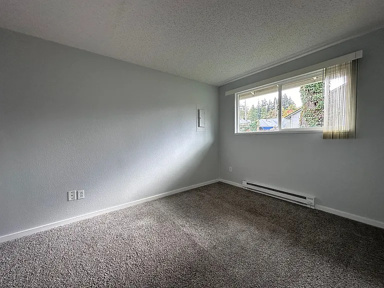 1303 NE 238th Dr — Photo 9