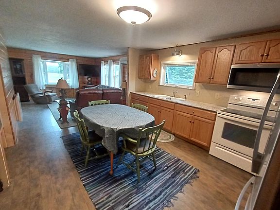 4th image of 4107 S 88th Ave