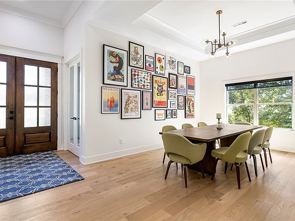 5th image of 2808 Palisades Cir