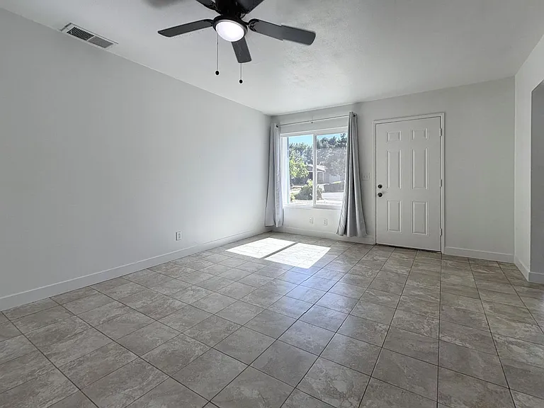 228 Janan Ct — Photo 3