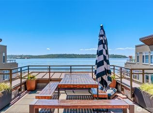 2000 Alaskan Way APT 543, Seattle, WA 98121