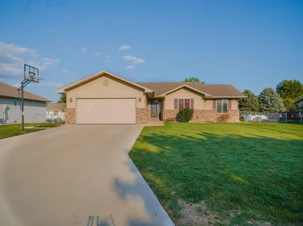 500 N 4th St, Moville, IA 51039