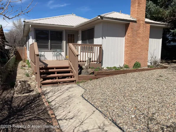 426 E 11th St, Rifle, CO 81650