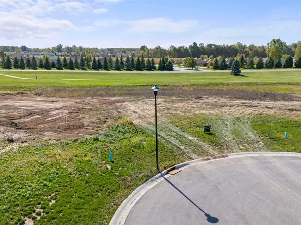 2045 Albatross Way #100, Auburn, IN 46706
