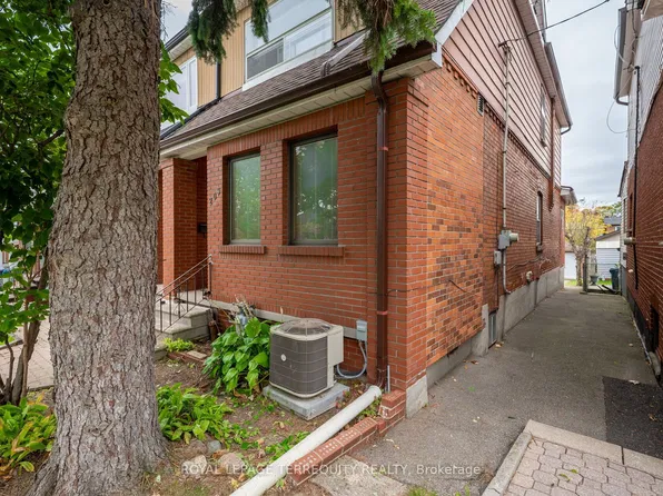 209 Caledonia Rd, Toronto, ON M6E 4S9