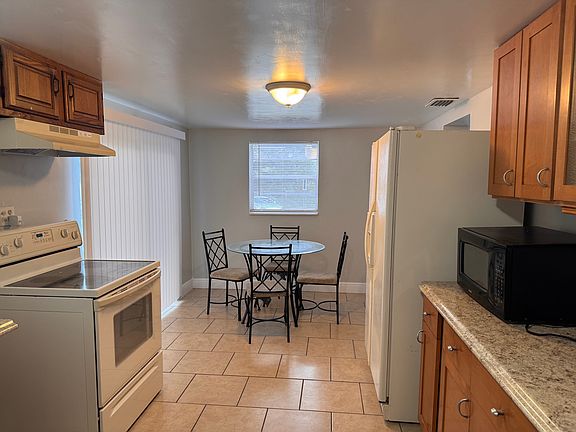 2nd image of 1668 Red Bird Ln