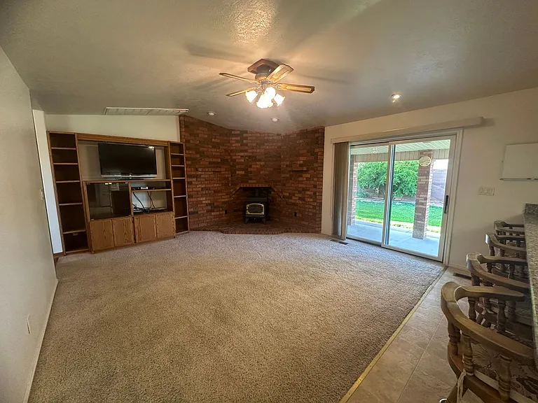 2268 S 2350 E — Photo 34