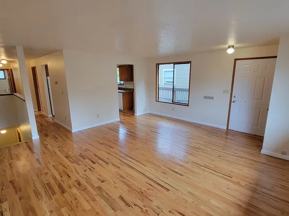 2542 SE 30th Ave, Portland, OR 97202
